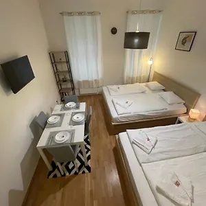 Cozy 5-person In 2 Viena