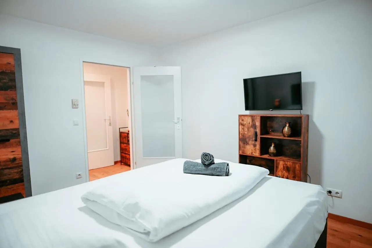 Vienna Shopping Center 6A Apartment 0*,  Österreich